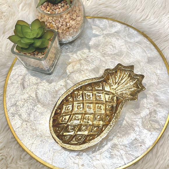 Gold Pineapple Catchall Dish - Picture 2 of 7